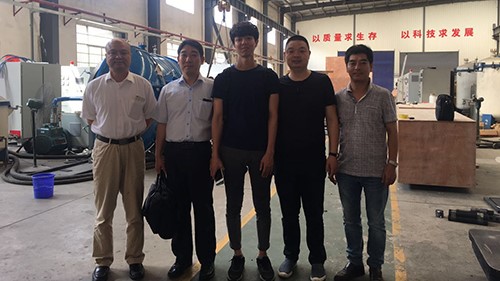 Clients from Korea visited our factory
